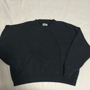 ESSENTIALS FEAR OF GOD
BLACK CREWNECK
SEASON 1